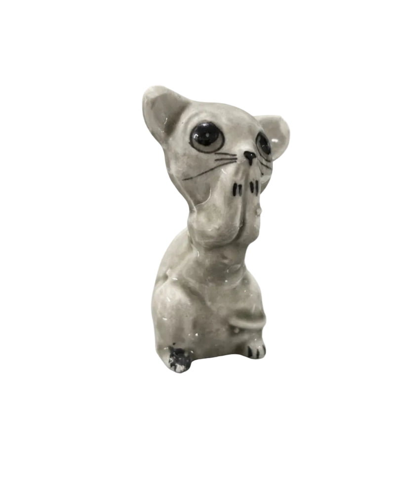 Vintage 1940s English Ceramic Miniature Praying Cat