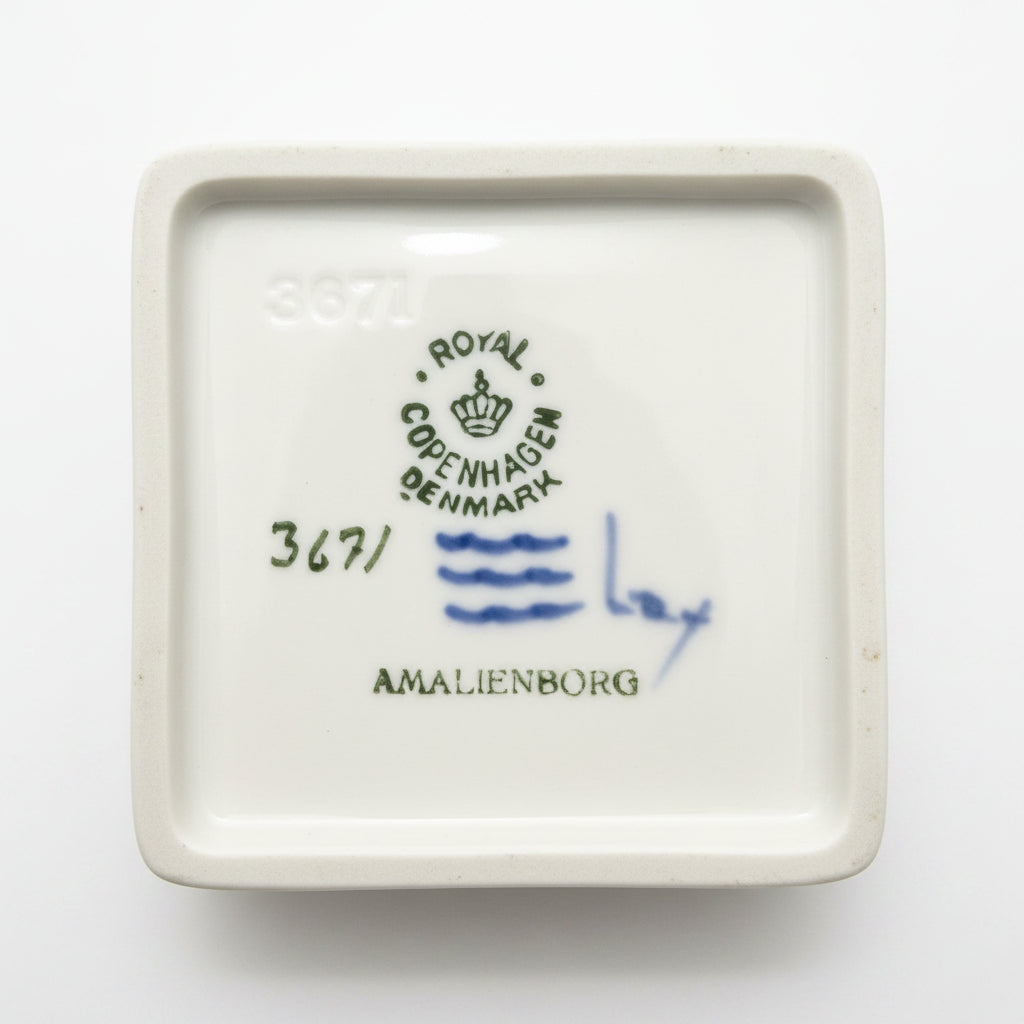 Vintage Royal Copenhagen AMALIENBORG Porcelain Dish / Pin Tray - 3671 Denmark|286879148567