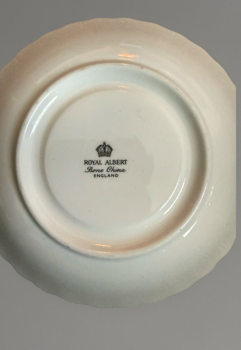 Royal Albert Lilac Lane Collection|286882761693