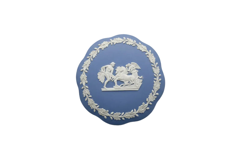 Vintage Wedgwood Blue Jasperware Scalloped Trinket Box Chariot & Cherubs England|286877348151