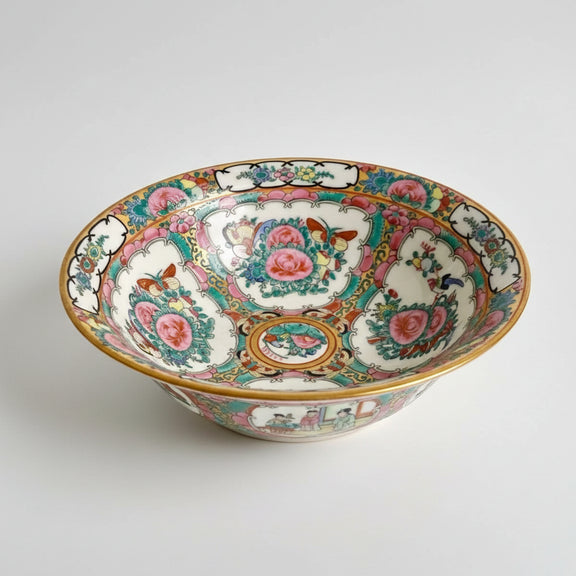 Chinese Export Rose Medallion Porcelain Rice Bowl Hand Painted Gilt Trim|286939877381