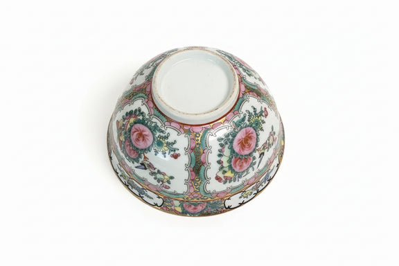 Chinese Export Rose Medallion Porcelain Rice Bowl Hand Painted Gilt Trim|286939877381