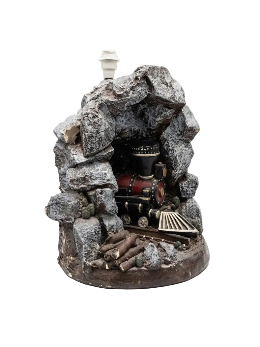 Vintage Steam Train Tunnel Table Lamp – Resin Locomotive