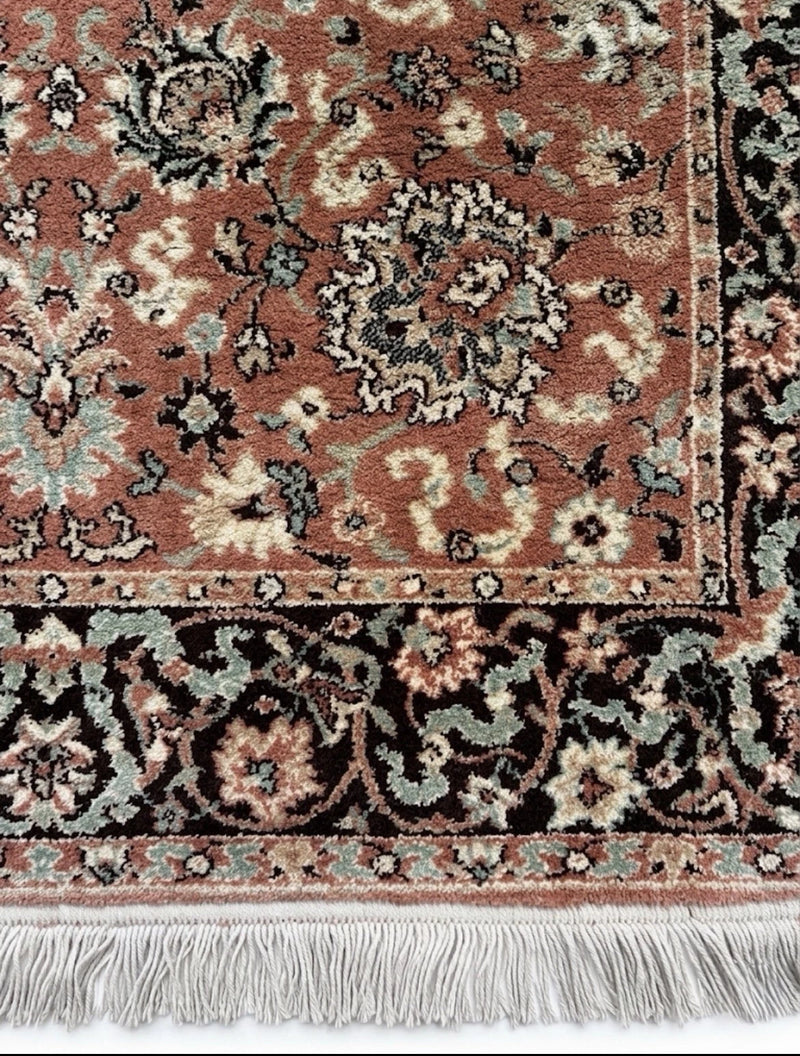 Halbmond Teppiche Moroccan Wool Rug | Terracotta Oriental Wilton