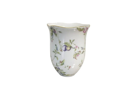 Wedgwood Sweet Plum Vase Fine Bone China Scalloped Rim Floral Gold Trim England|286889395179